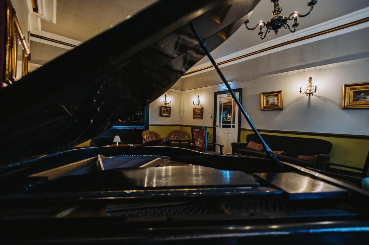 Brook Hall Hotel Childer Thornton Esterno foto