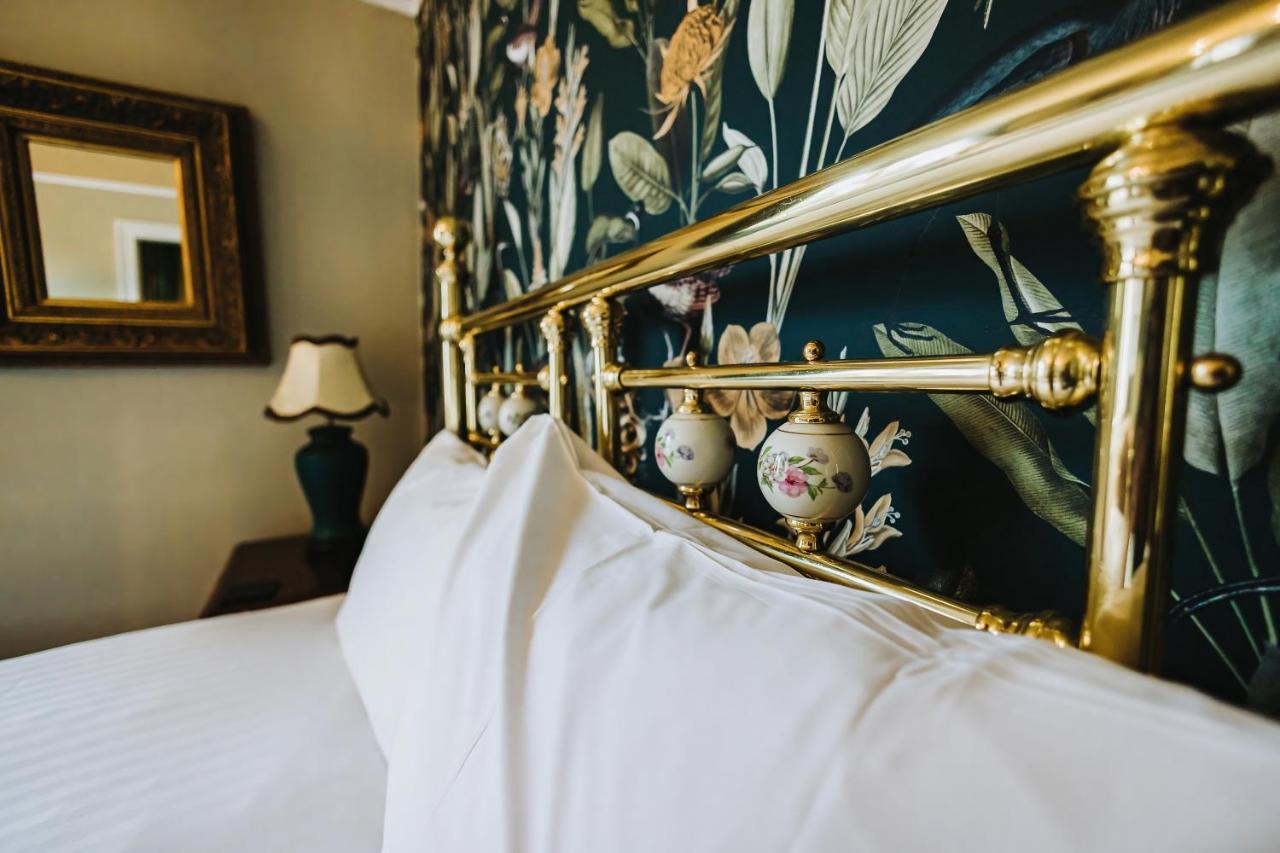 Brook Hall Hotel Childer Thornton Esterno foto