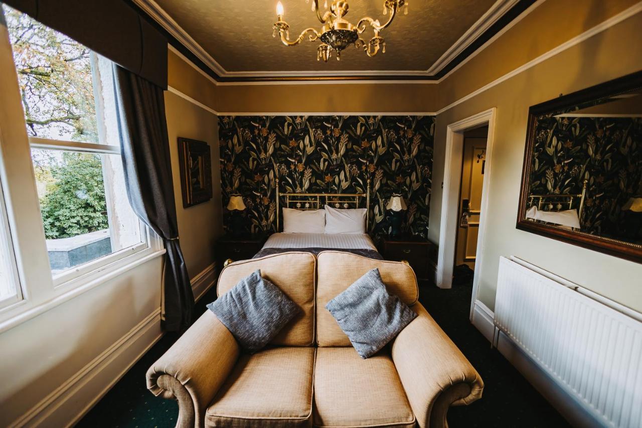 Brook Hall Hotel Childer Thornton Esterno foto